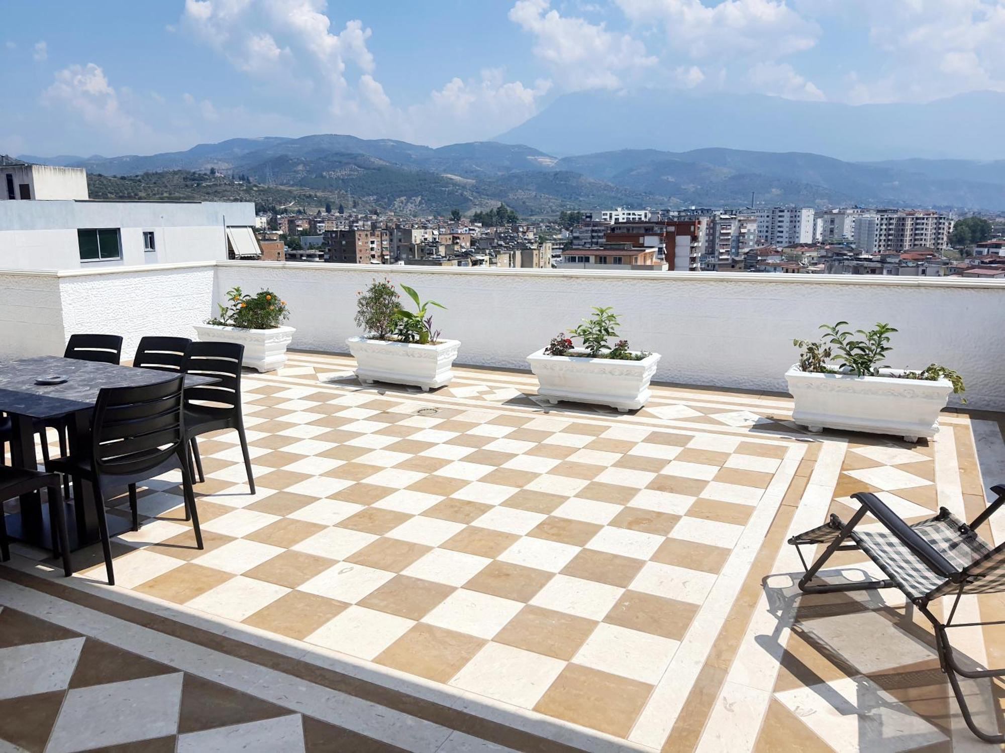 Апартаменты Magnolia Luxury Penthouse Берат Экстерьер фото